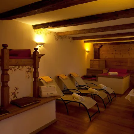 Centro Pineta Family & Wellness ホテル 3*